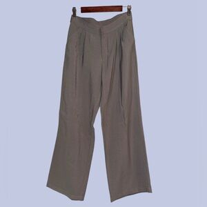 august silk‎ COLOR IRIS TAUPE
SIZE 6